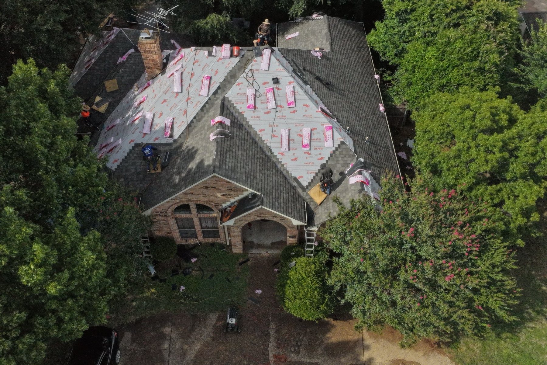 The same North Texas home after a complete new shingle roof installation